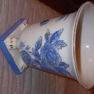 Andrea By Sadek Small Footed Planter Pot blue Florals 3.25” Tall